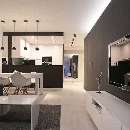 Super-Apartamenty Vip Poznań Extérieur photo